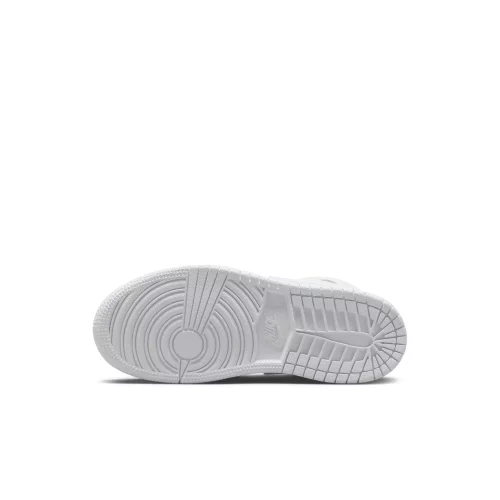 nike-1-mid-640734136 (1)