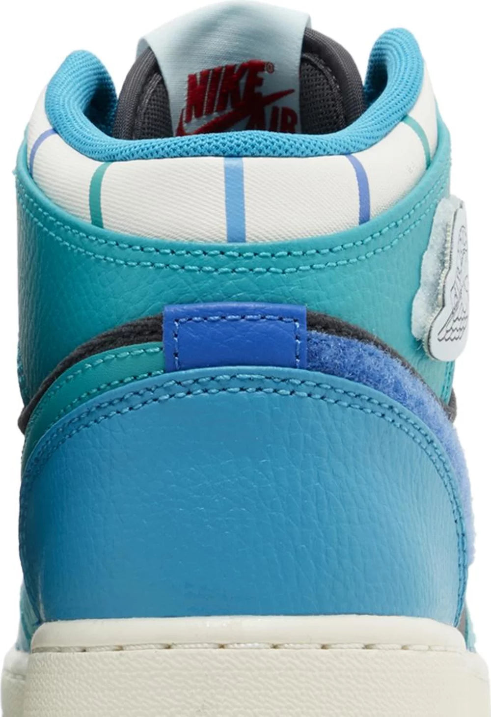 Air Jordan 1 Mid GS 'Inspired By The Greatest' – Image 6