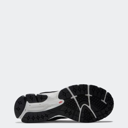 New Balance M2002R Black – Image 5