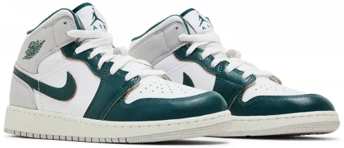 Air Jordan 1 Mid SE GS 'Oxidized Green'- FQ8038 103 – Image 8