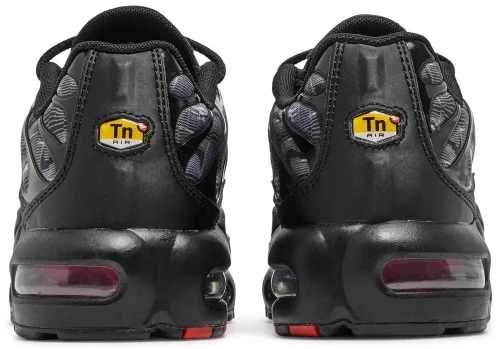 Nike Air Max Plus GS ‘Black University Red’ – Image 6