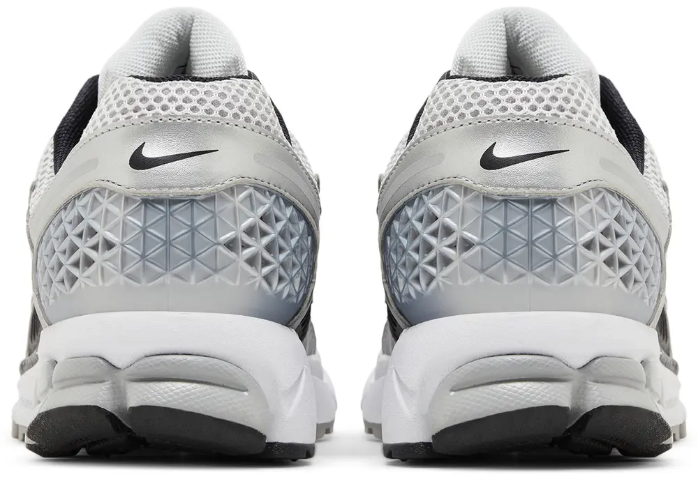 Nike Air Zoom Vomero 5 'Metallic Silver Black' – Image 5