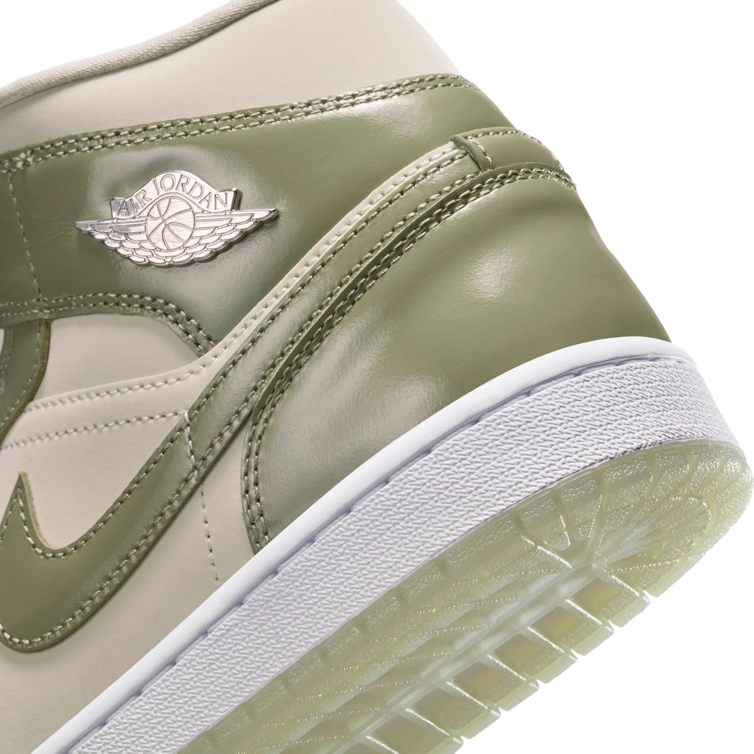 Air Jordan 1 Mid SE 'Sea Glass' – Image 8