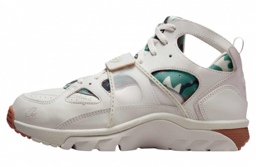 Corteiz x Nike Air Trainer Huarache 'Light Bone' – REF FQ8793 002 – Image 2