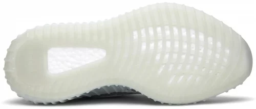 la semelle de la Yeezy Boost 350 V2 Blue tint
